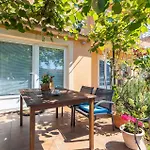 Stunning In Spincici With Wifi Lejlighed