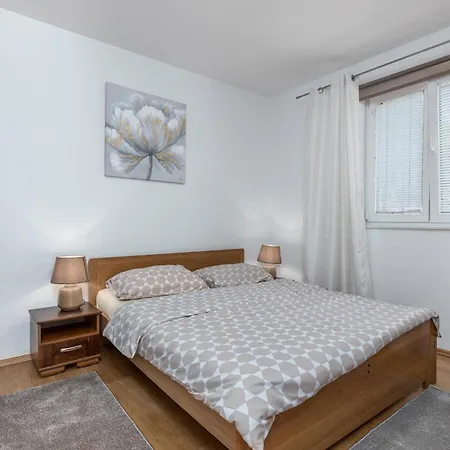 Amazing In Spincici Jusici